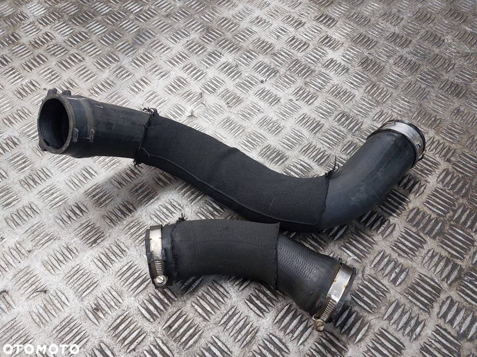 PRZEWÓD POWIETRZA INTERCOOLERA AUDI A6 C6 2.0 TDI 4F0145737D - 3