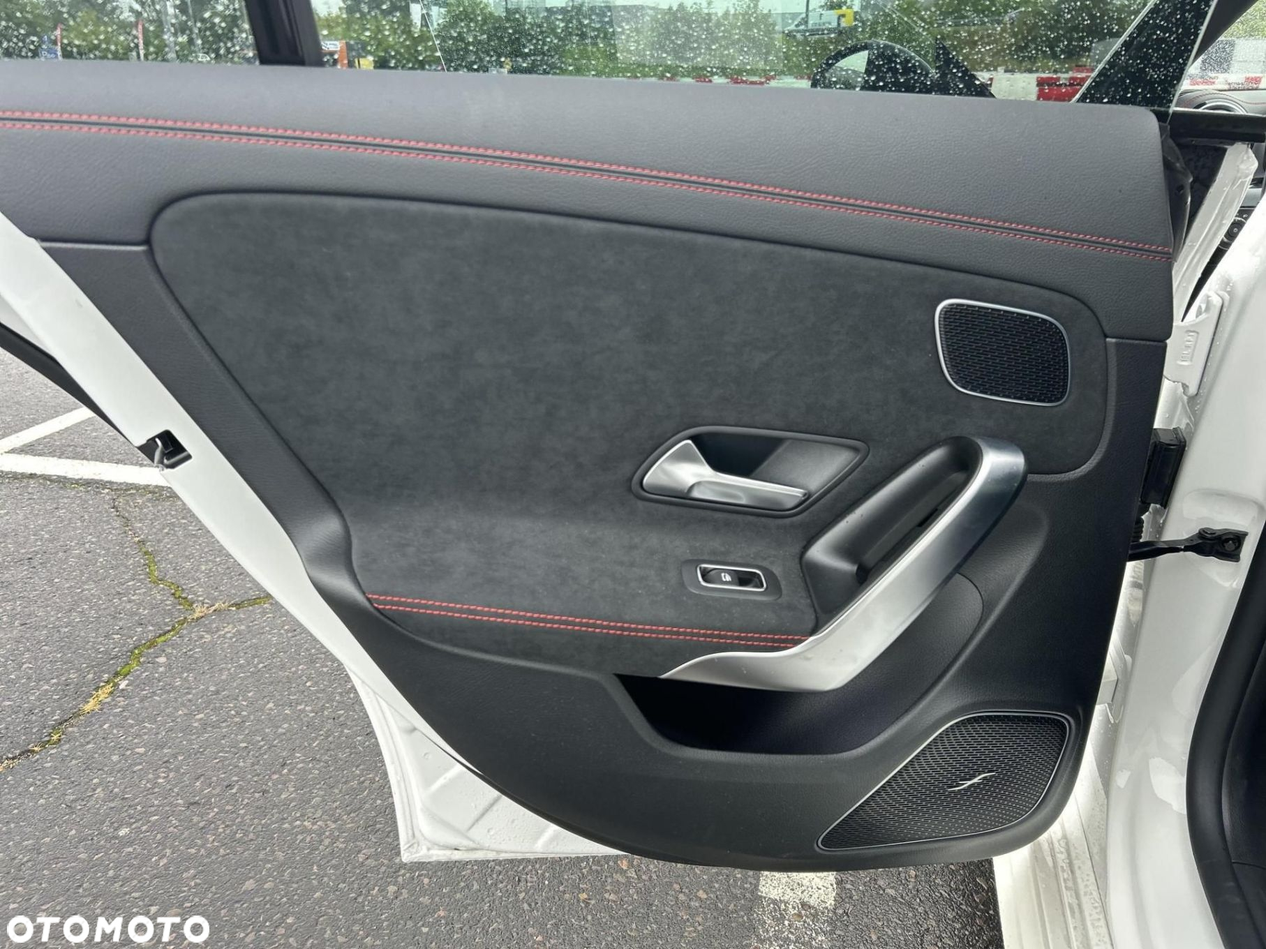 Mercedes-Benz CLA - 24