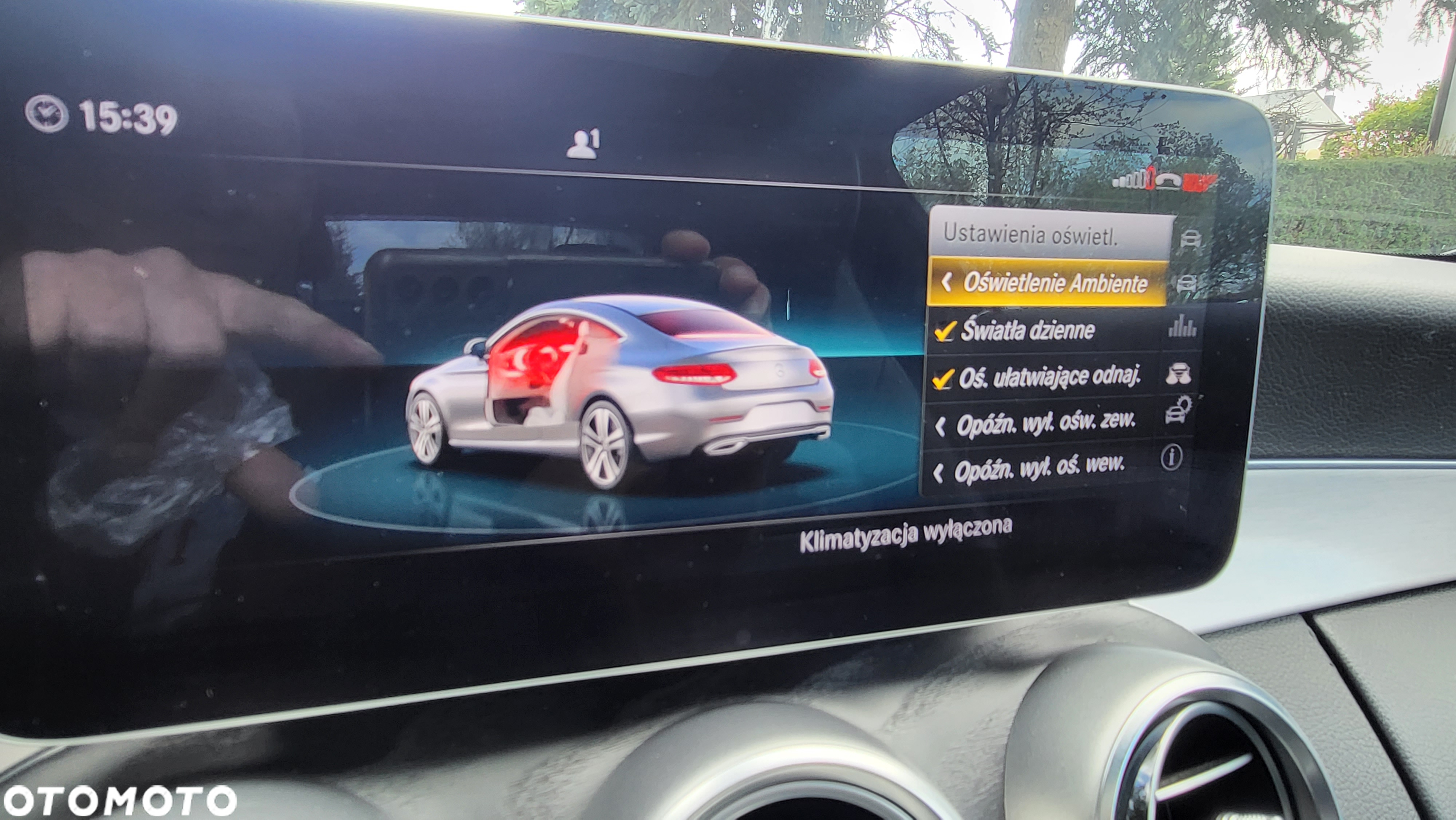 Mercedes-Benz Klasa C 300 Cabrio 9G-TRONIC AMG Line - 23