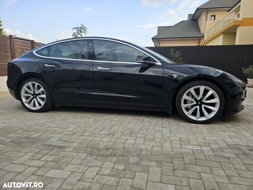 Tesla Model 3 Langstreckenbatterie Allradantrieb Dual Motor - 29