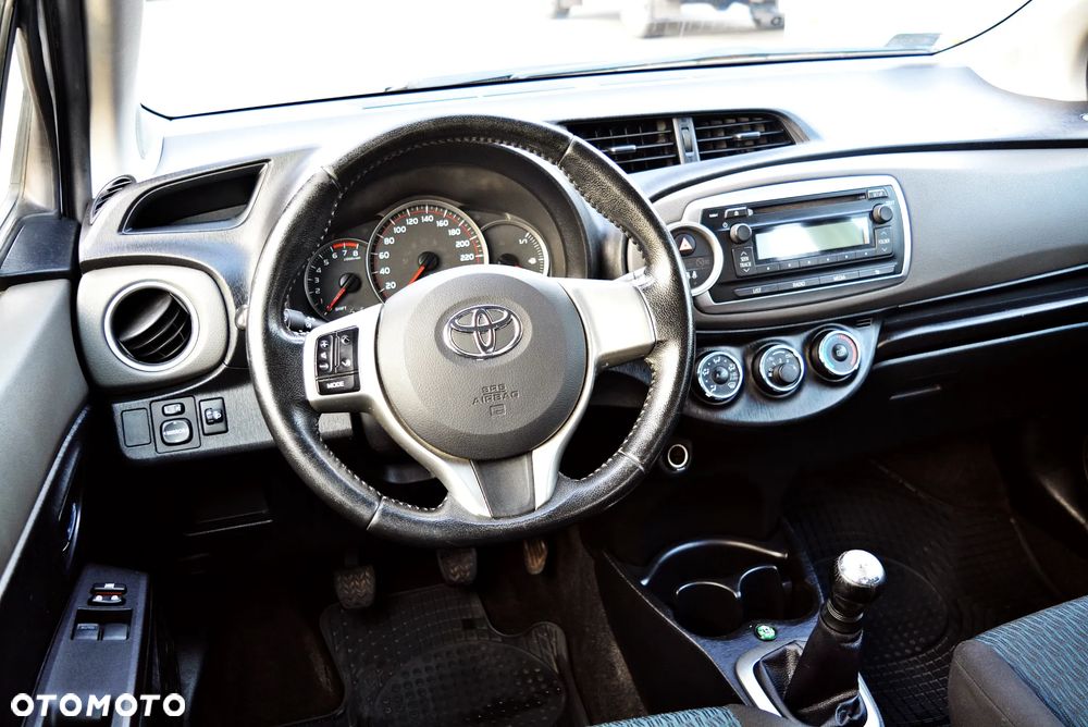 Toyota Yaris 1.0 Active - 12