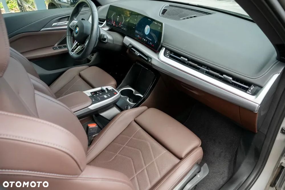 BMW X1 sDrive20d mHEV - 22