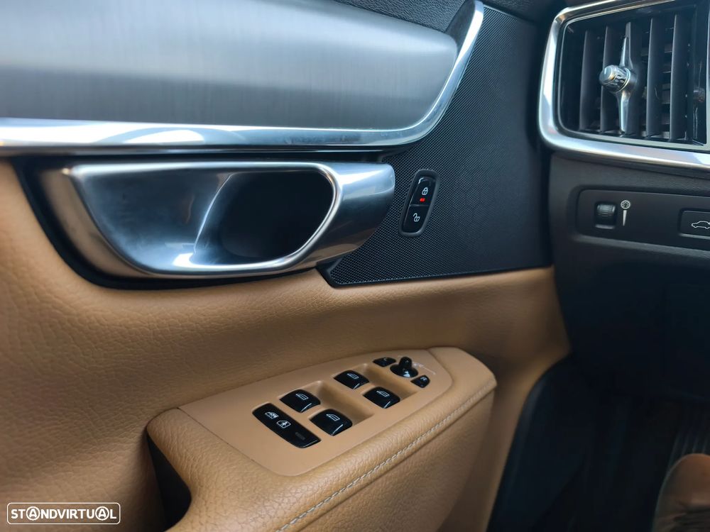 Volvo S90 2.0 D4 Momentum Geartronic - 15