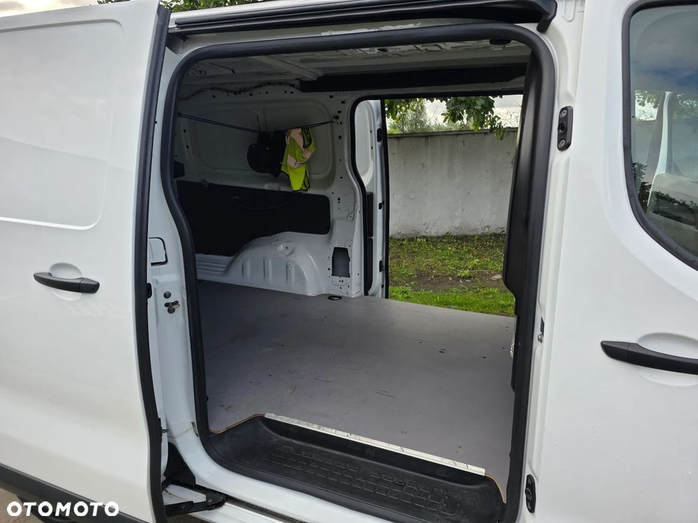 Opel Vivaro - 7