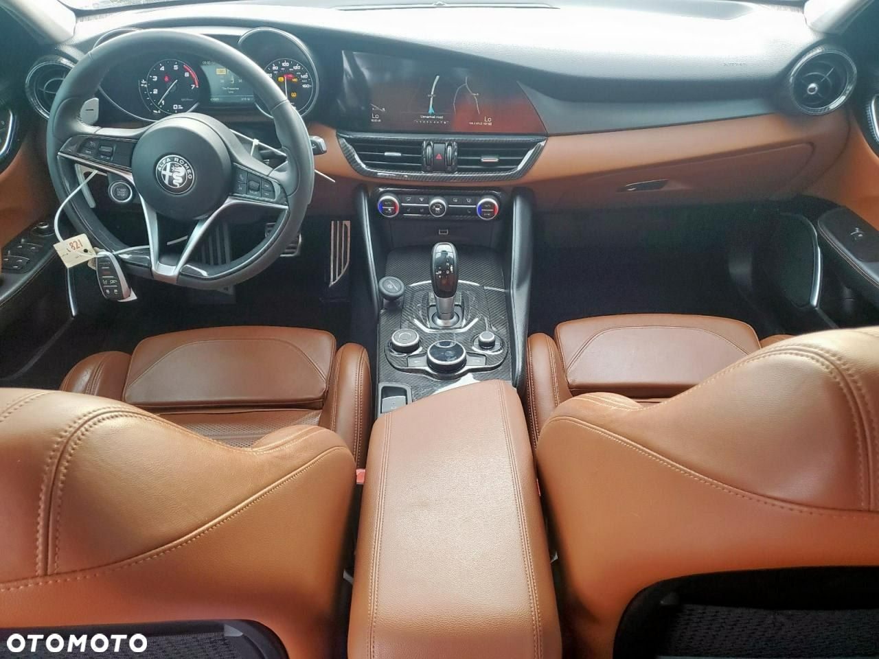 Alfa Romeo Giulia - 10