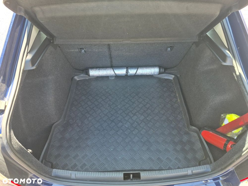 Skoda RAPID 1.6 TDI DPF Active - 18