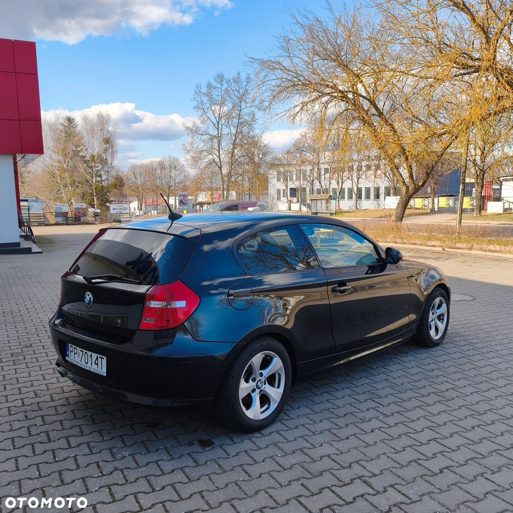 BMW Seria 1 116i - 5