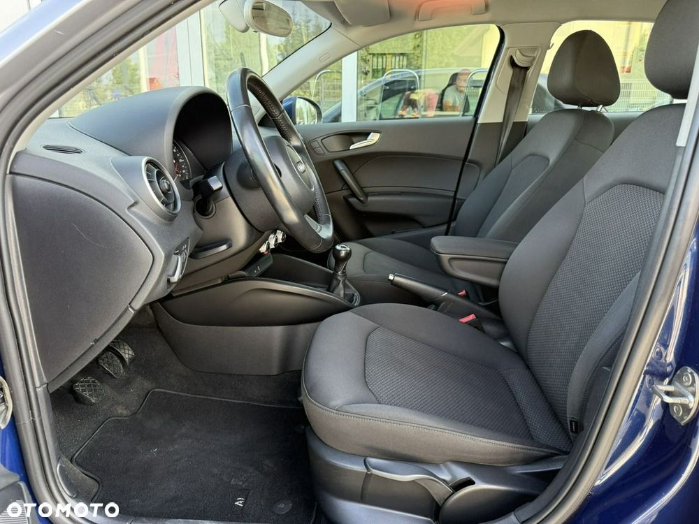 Audi A1 Sportback 1.6 TDI Attraction - 11