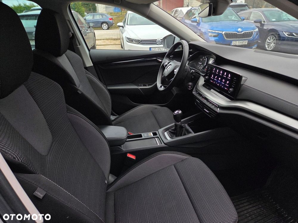 Skoda Octavia 1.5 TSI ACT Ambition - 4