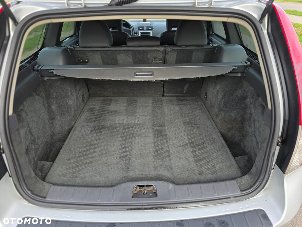 Volvo V50 D2 Kinetic - 9