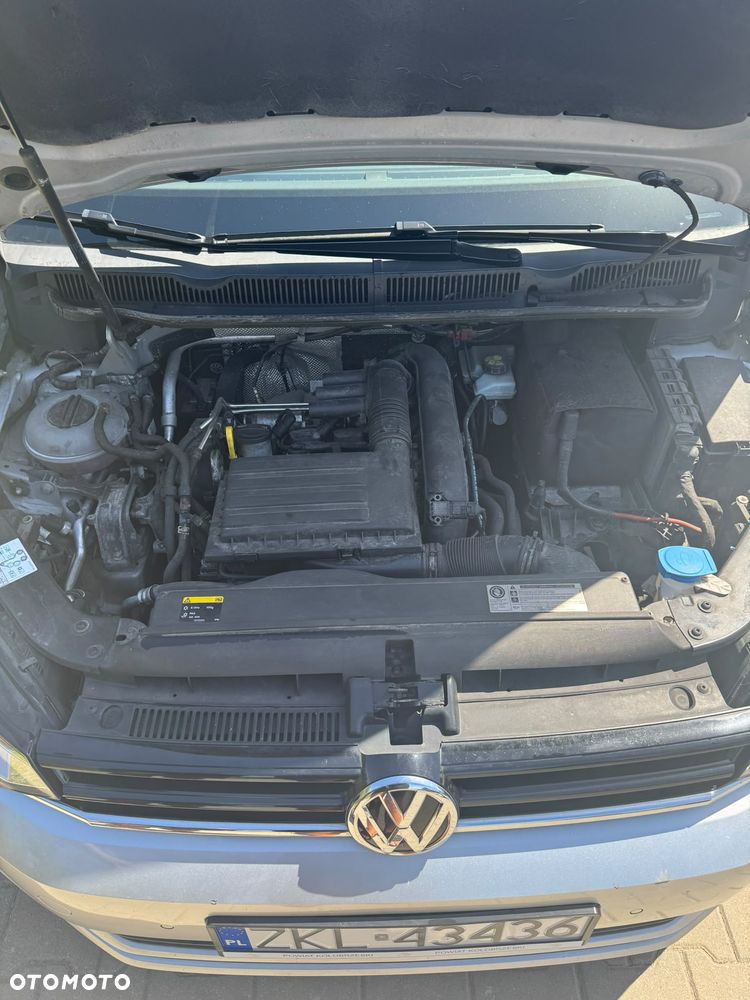Volkswagen Touran - 16