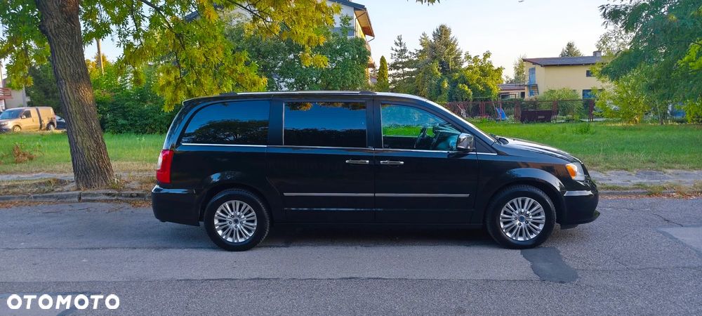 Lancia Voyager - 8