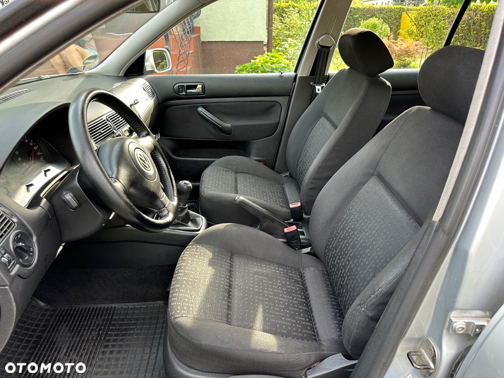 Volkswagen Golf 1.9 SDI Comfortline - 24