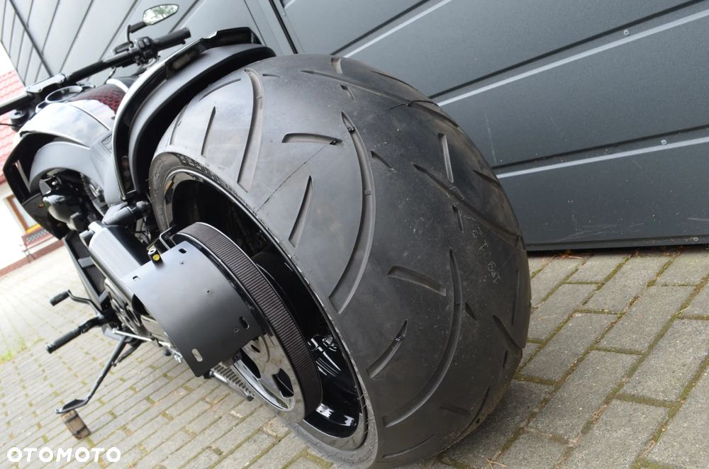 Harley-Davidson V-Rod Night Rod - 20