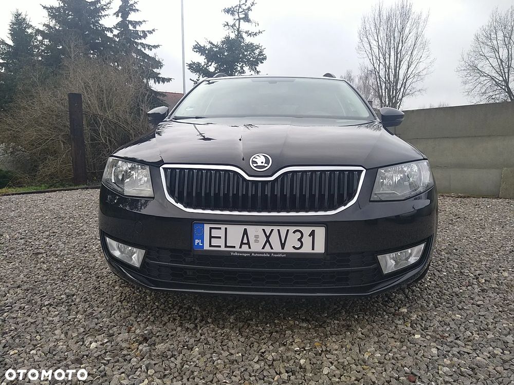 Skoda Octavia 2.0 TDI Edition DSG - 3
