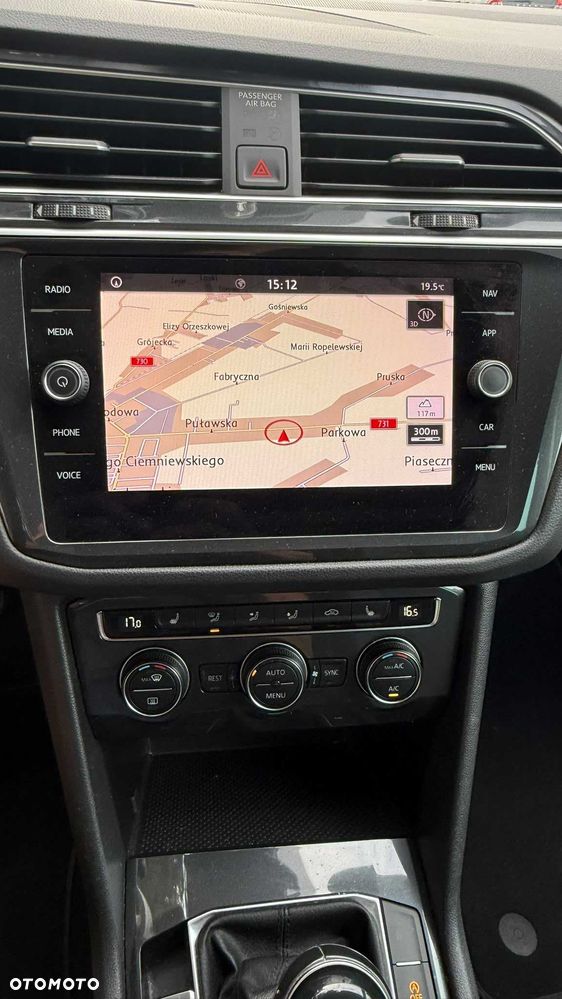 Volkswagen Tiguan - 10