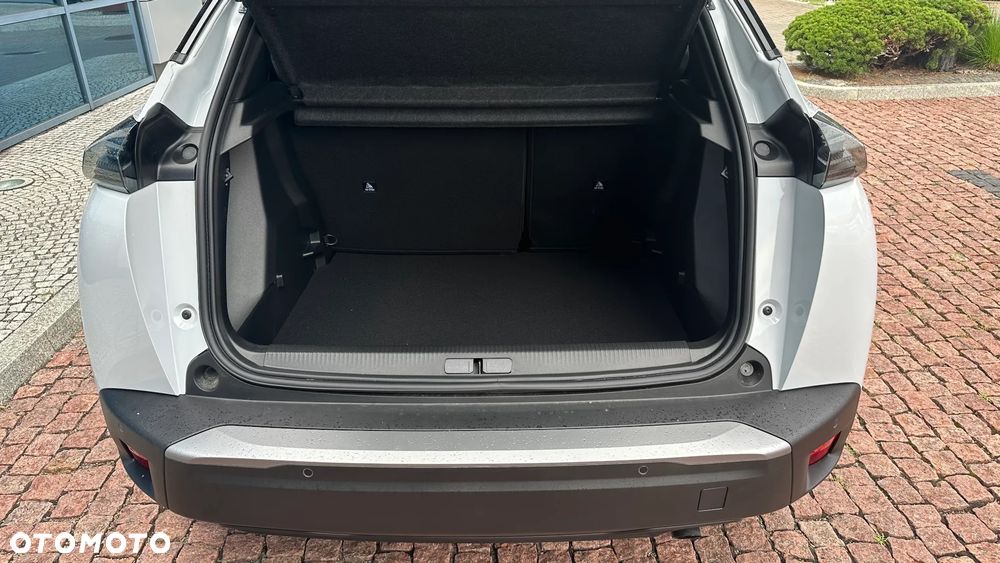 Peugeot 2008 PureTech mHEV Business e-DCS6 - 10