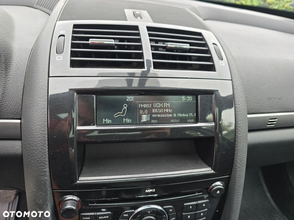 Peugeot 407 2.0 HDi Premium - 16