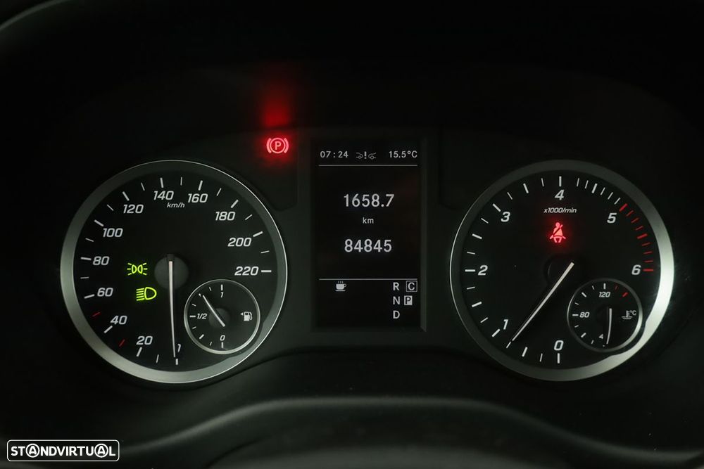 Mercedes-Benz Vito Tourer Longa Aut. SELECT - 12