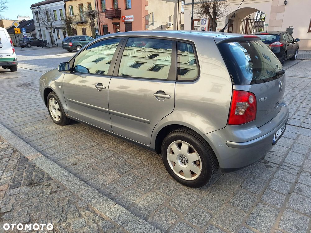 Volkswagen Polo 1.4 FSI Cricket - 3