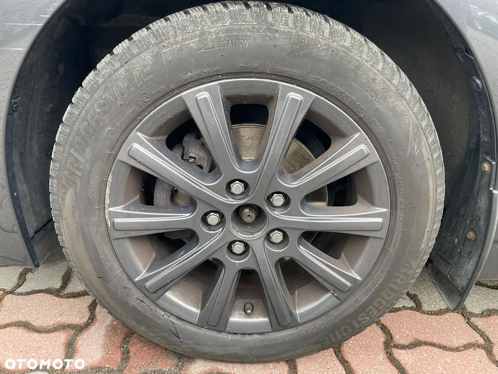 Toyota Corolla 1.6 Premium - 5