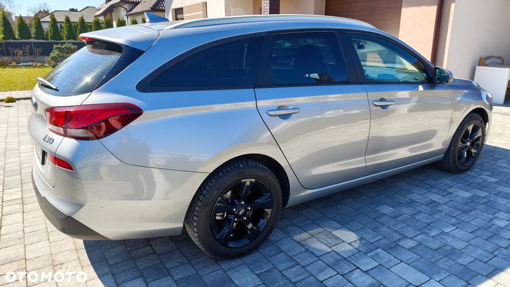 Hyundai i30 1.5 DPI Classic + - 2