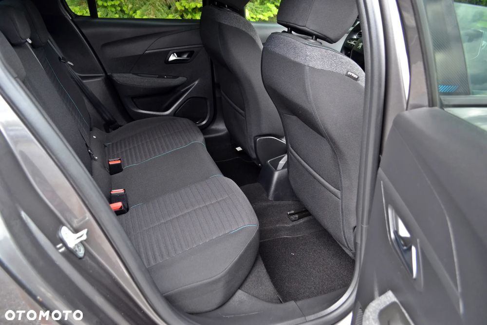 Peugeot 208 - 26