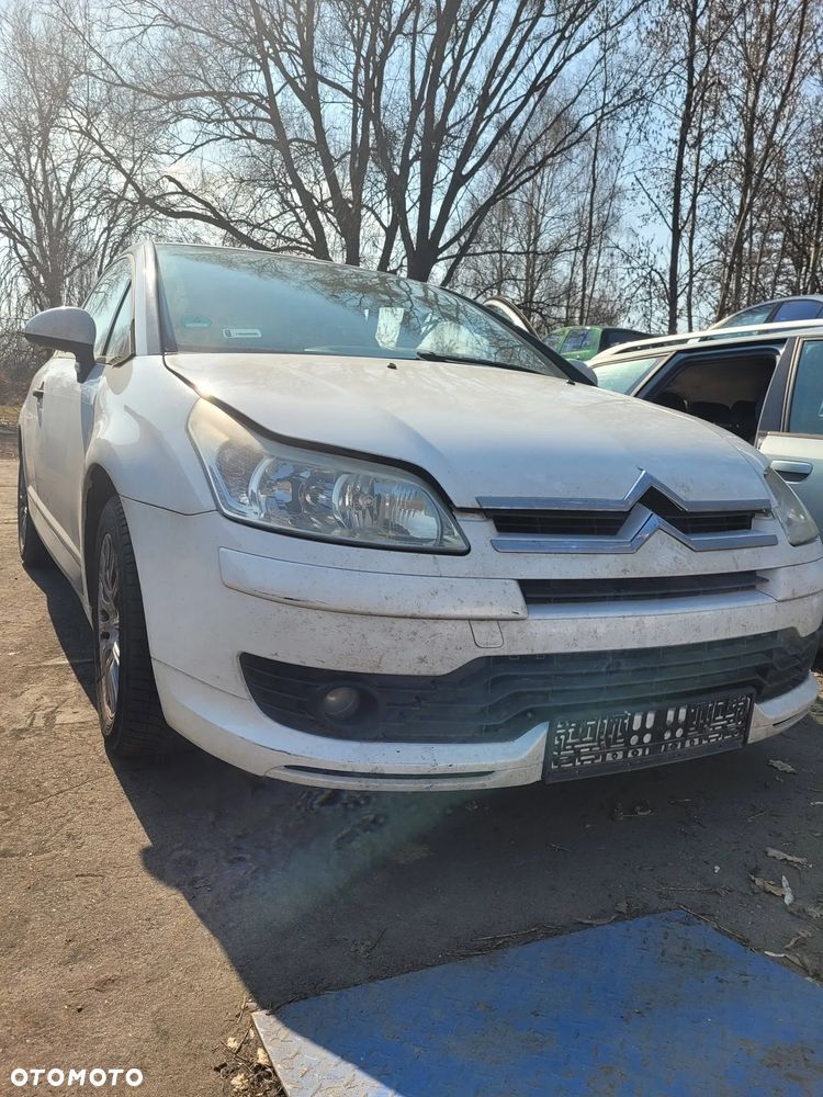 Części- Citroen C4  Pojemność: 1360  Moc: 65kW  Rok: 2008  Benzyna - 1