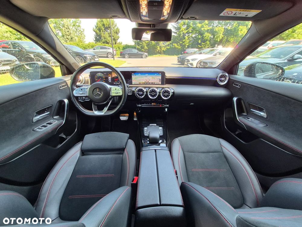 Mercedes-Benz Klasa A 180 AMG Line 7G-DCT - 23