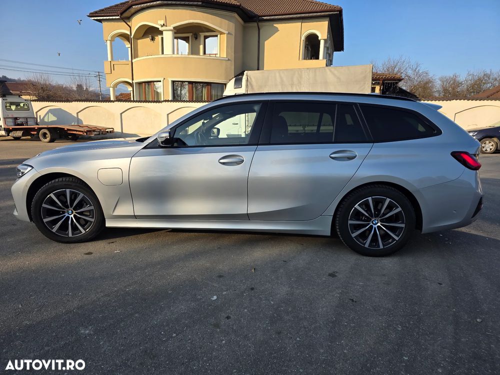 BMW Seria 3 330e xDrive Aut. Advantage - 4