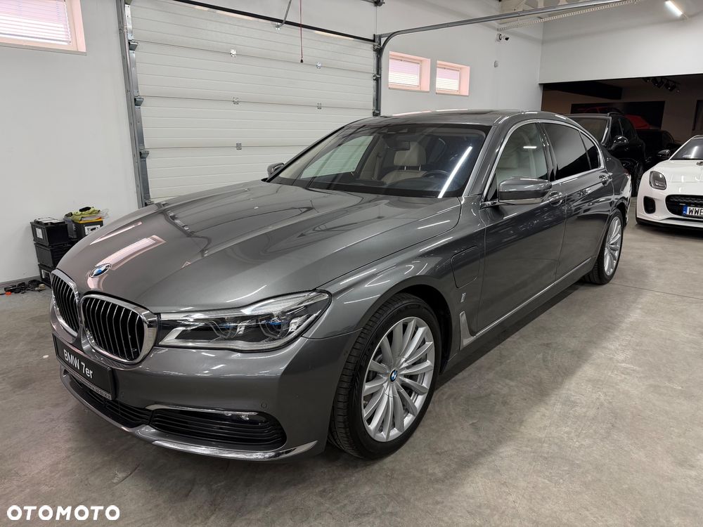BMW Seria 7 - 2