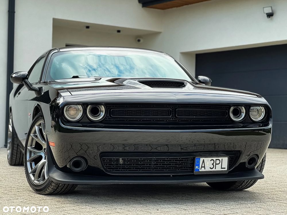 Dodge Challenger - 3