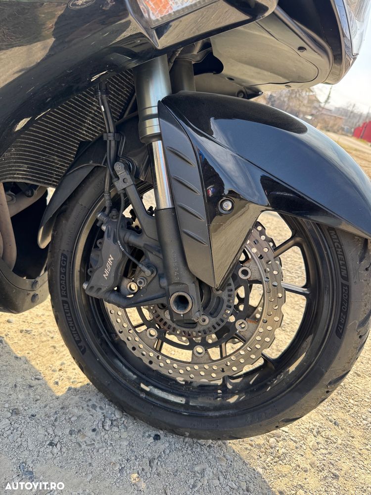 Kawasaki GTR 1400 Concours 14 - 10