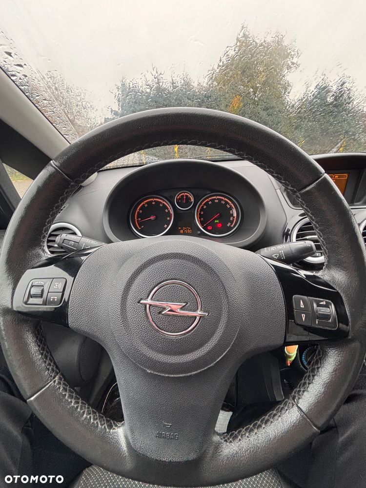 Opel Corsa - 7