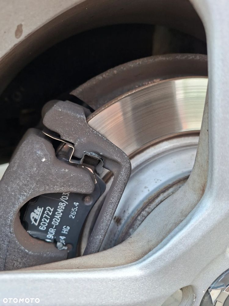 Volvo V70 2.0T Powershift RDesign - 31