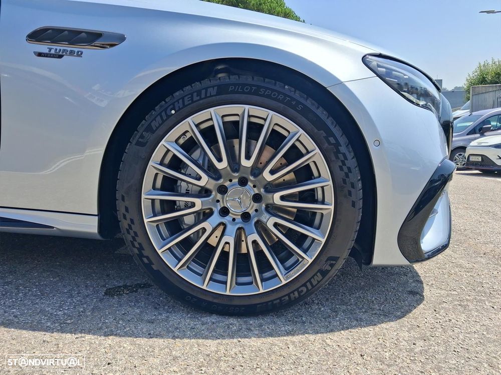 Mercedes-Benz E 53 AMG Hybrid 4Matic+ - 4