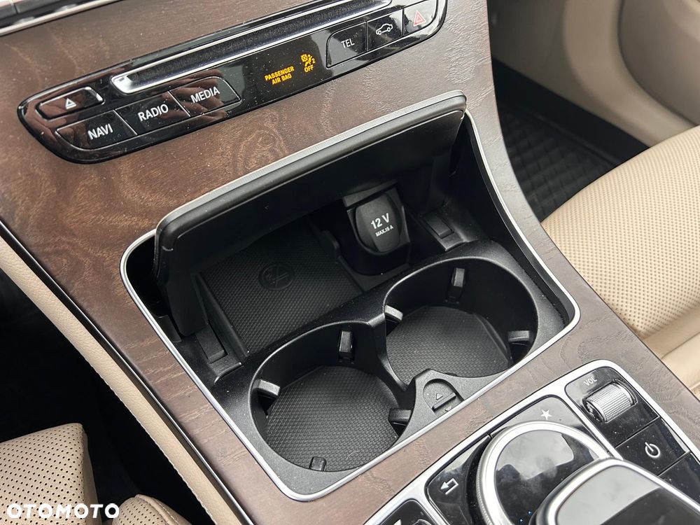 Mercedes-Benz GLC 220 d 4Matic 9G-TRONIC - 34