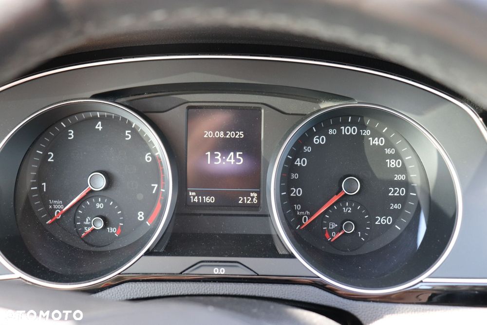 Volkswagen Passat 1.5 TSI EVO Business - 19