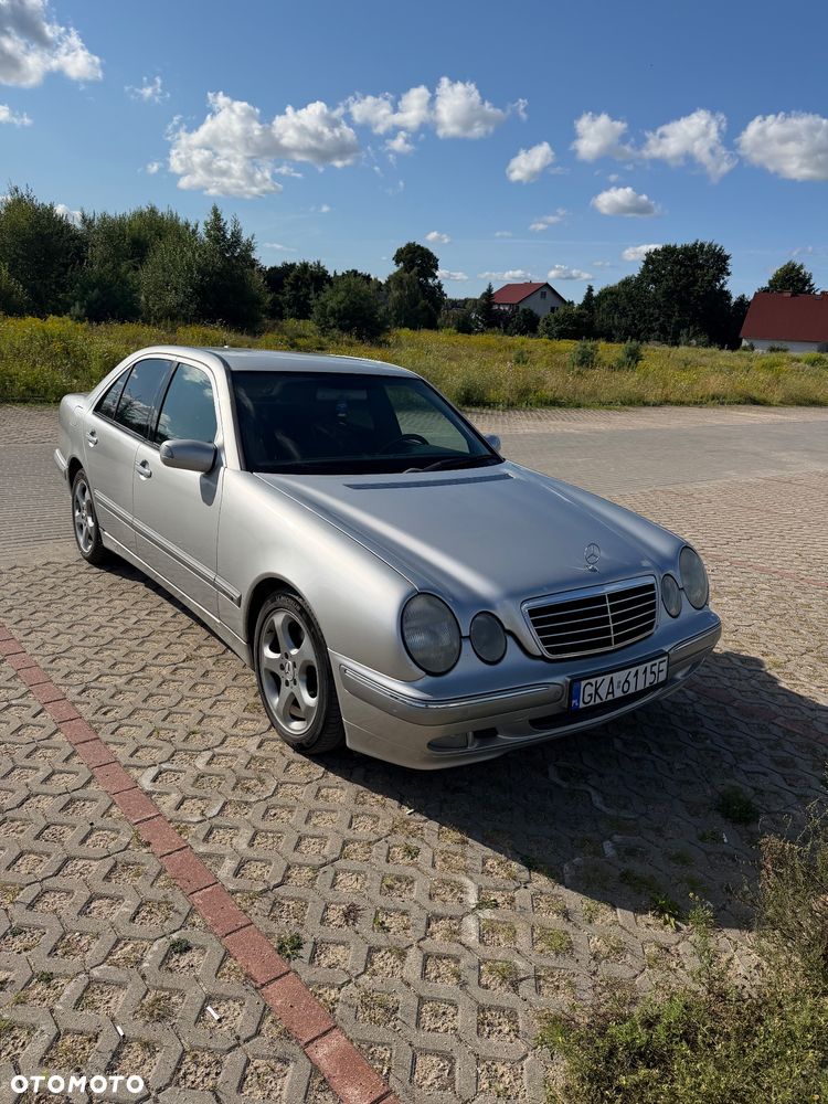 Mercedes-Benz Klasa E - 3