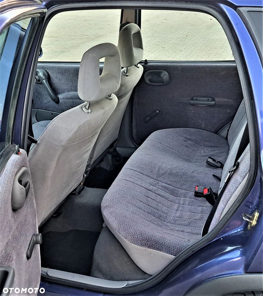 Opel Corsa 1.4 16v - 10