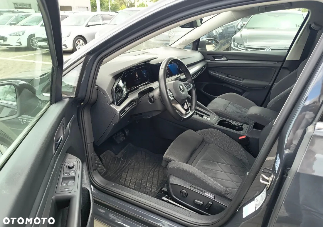 Volkswagen Golf - 5
