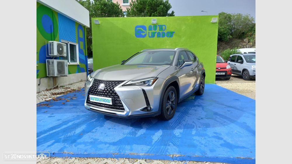 Lexus UX 250h - 8