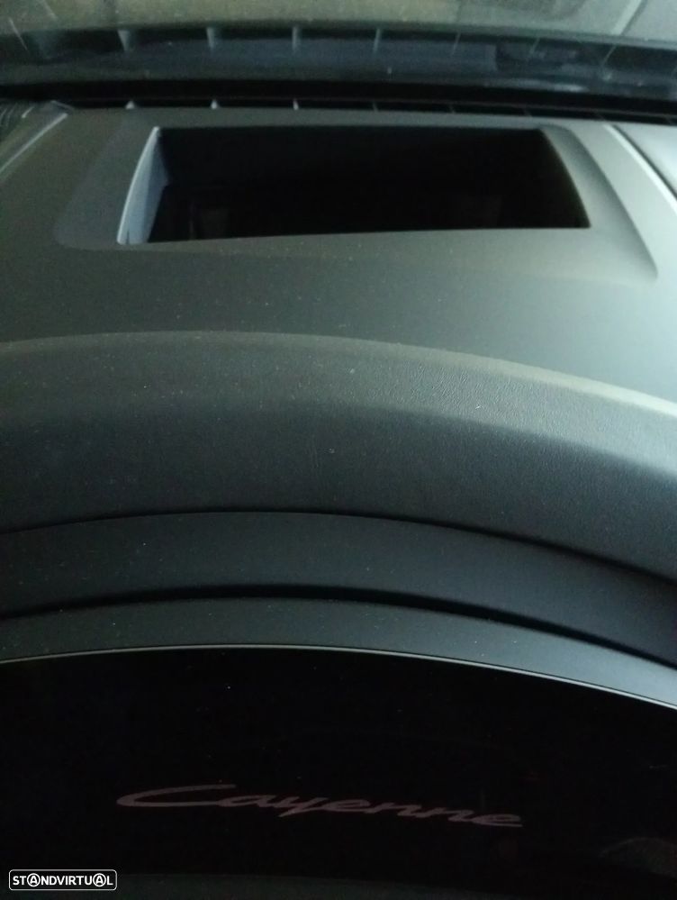 Porsche Cayenne E-Hybrid - 18