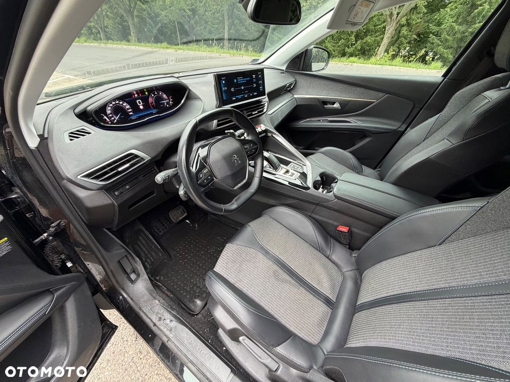 Peugeot 3008 1.2 PureTech Allure S&S EAT8 - 16