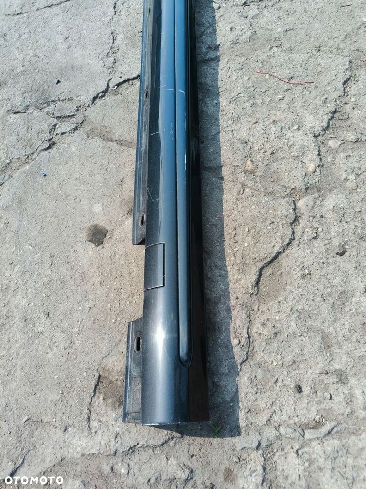 MERCEDES A KLASA W176 LISTWA PROGOWA PRAWA AMG 191 - 4