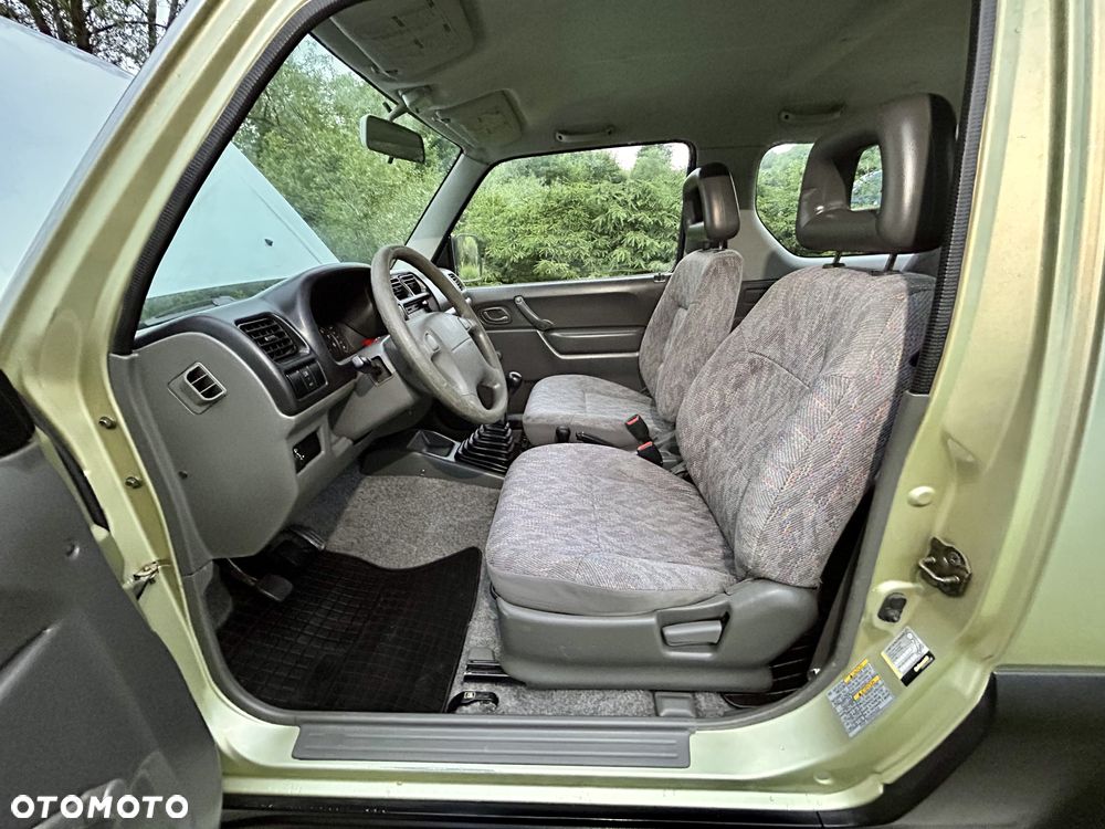 Suzuki Jimny 1.3 JLX - 28