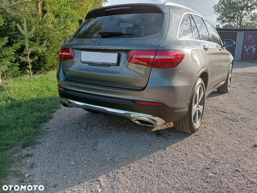 Mercedes-Benz GLC - 6