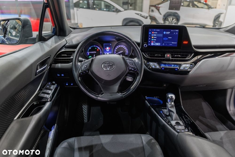 Toyota C-HR - 32