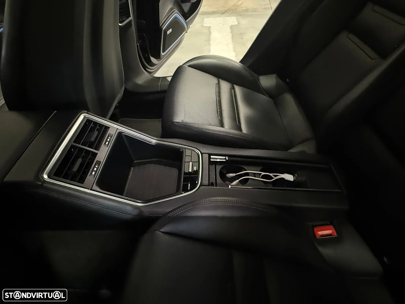 Porsche Panamera 4 E-Hybrid Platinum Edition - 16