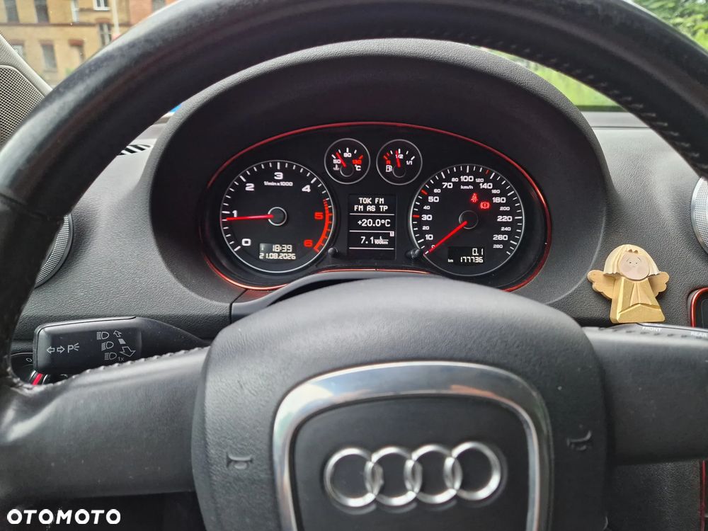 Audi A3 Sportback 1.6 TDI DPF Ambition - 8